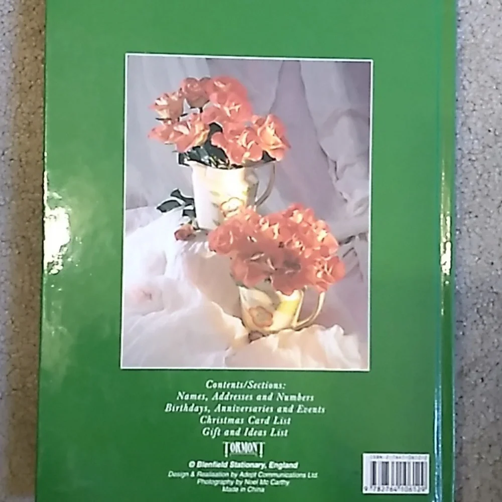 Tormont Floral Organizer with Yellow and Green Accents